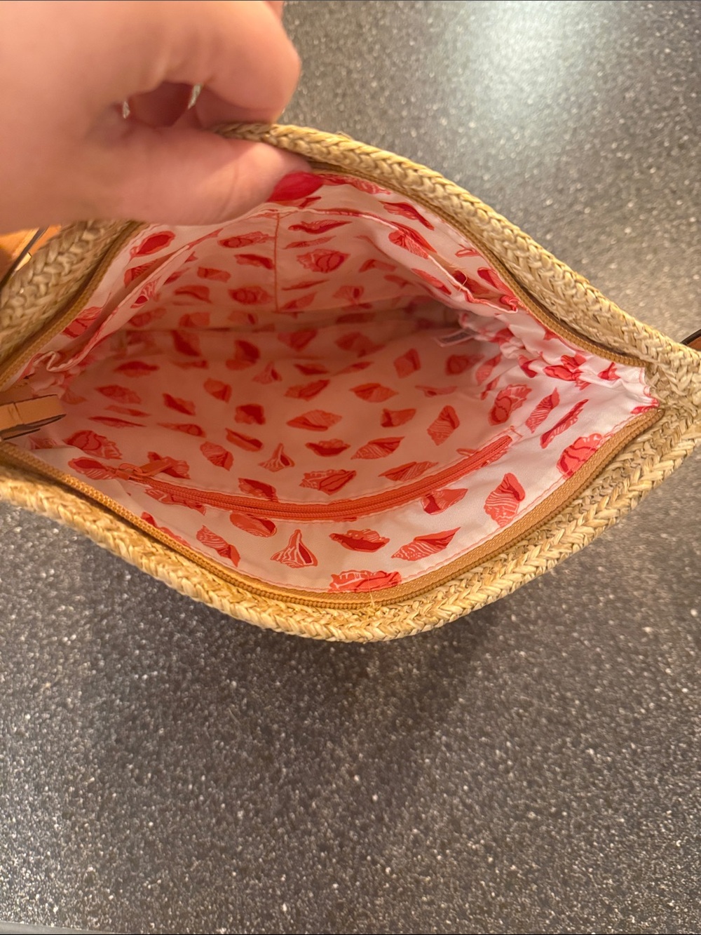 Vera Bradley Straw Crossbody with Red Anchor & Blue Coral Embroidery - beach - Picture 5 of 7